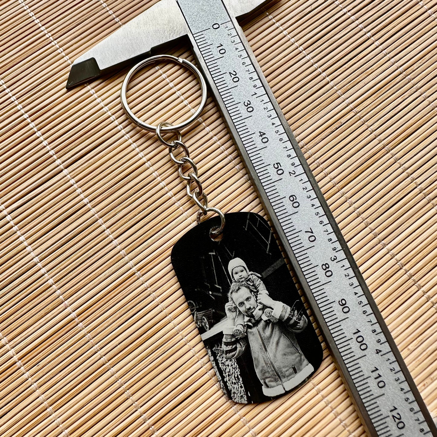 Custom Photo Keychain for Dad,Personalized Engraved Calendar Date Picture Keyring,Anniversary Gifts for Him,Fathers Day Gift,Daddy gift
