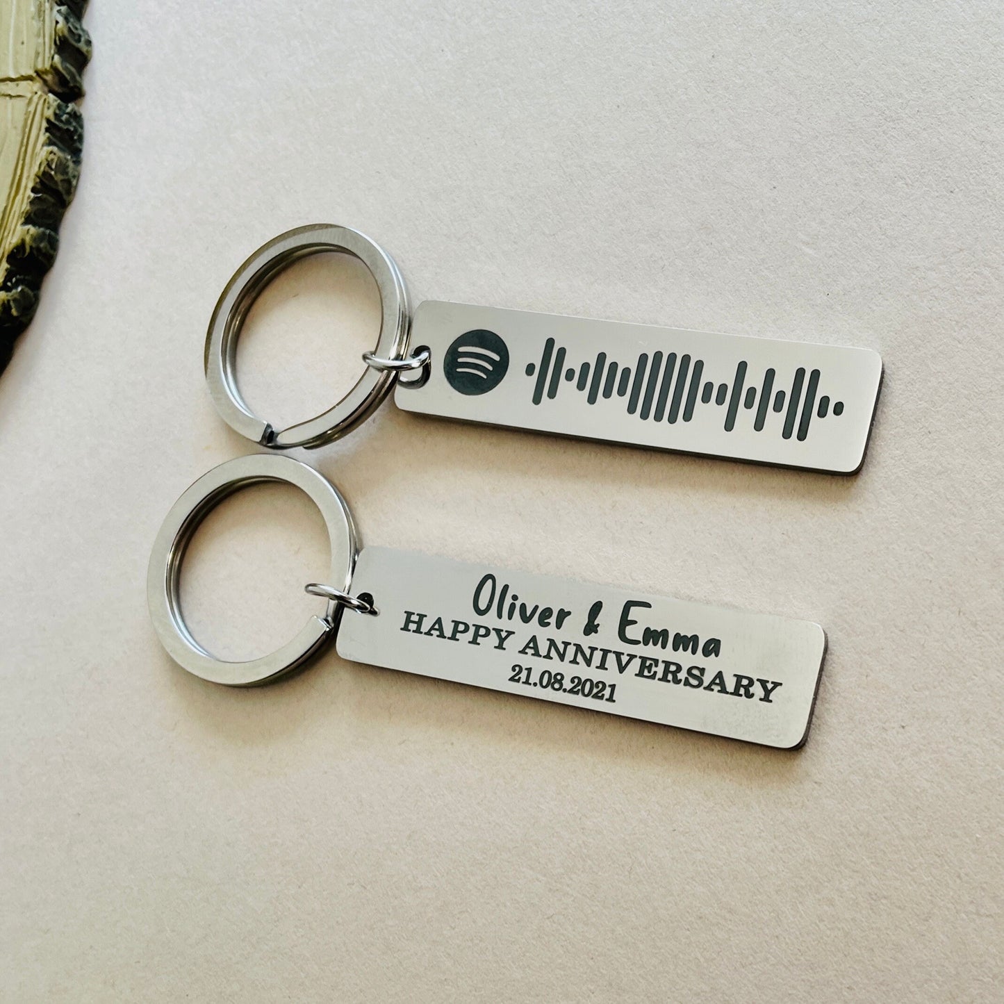 Personalised Song Code Spotify Keyring | Engraved Keychain - Perfect Gift For Friends or Family | Birthday Gift | Anniversary Gift