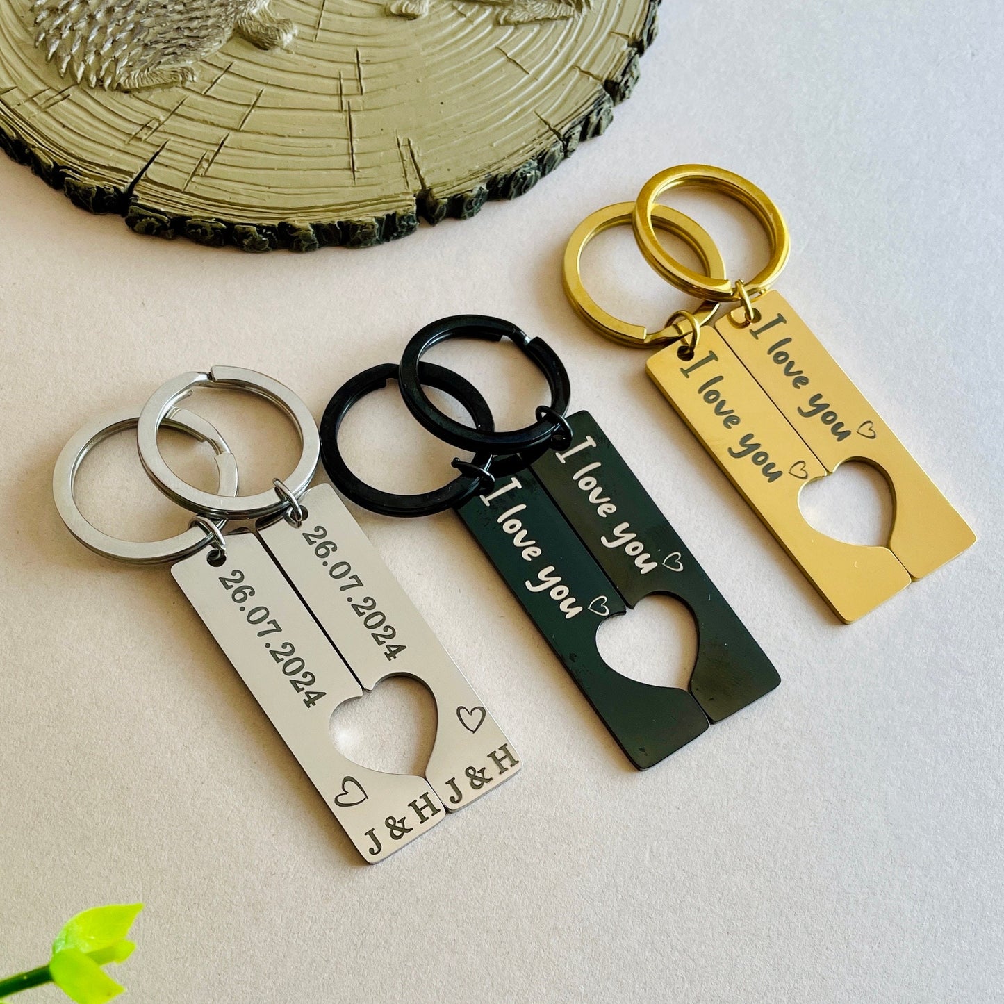 Custom Engraved Heart Couple Keychain Set, Wedding Date Keyring with Coordinates Anniversary Gift Engravable Date Keychain Gift from Him Her