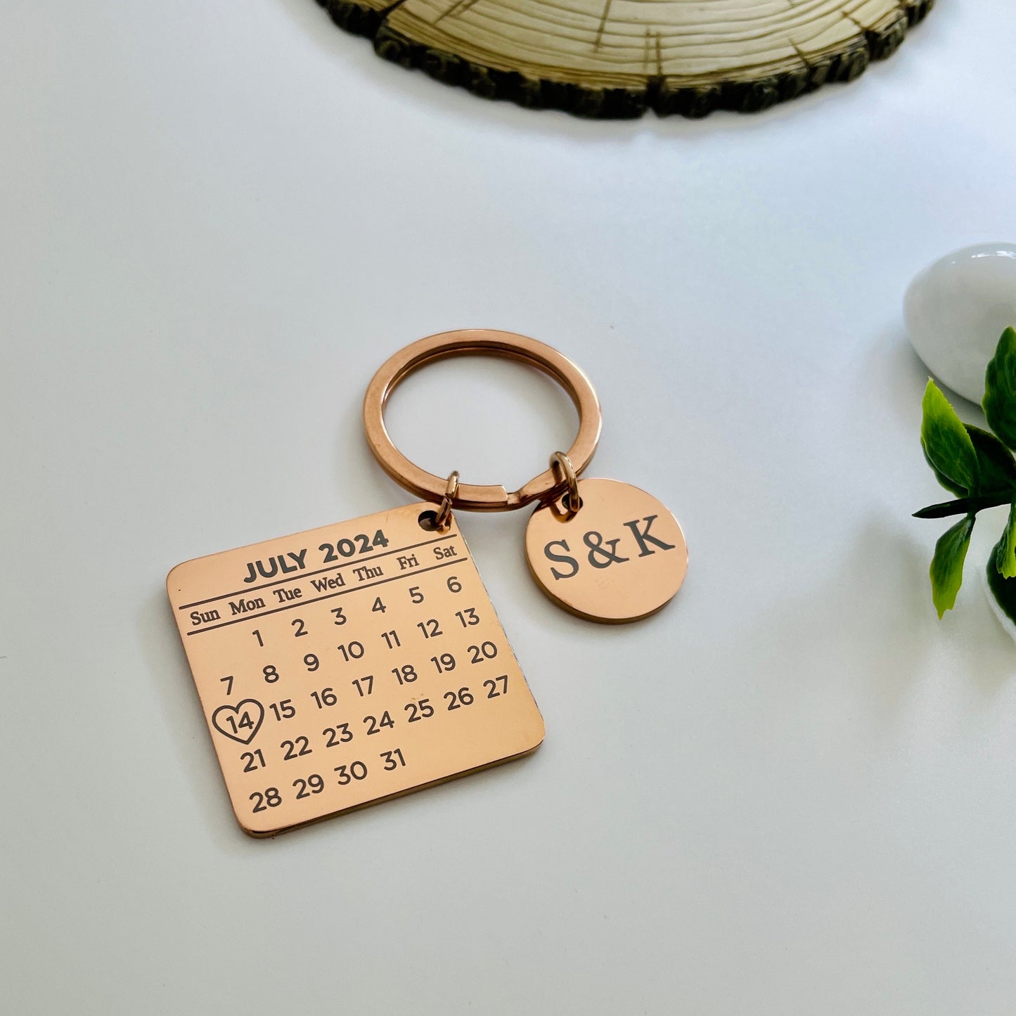 Personalised Calendar Keychain | Date Keyring ,Anniversary Gift ,Valentine's Key chain Special Date Gift Personalised Keyring Gift for Her