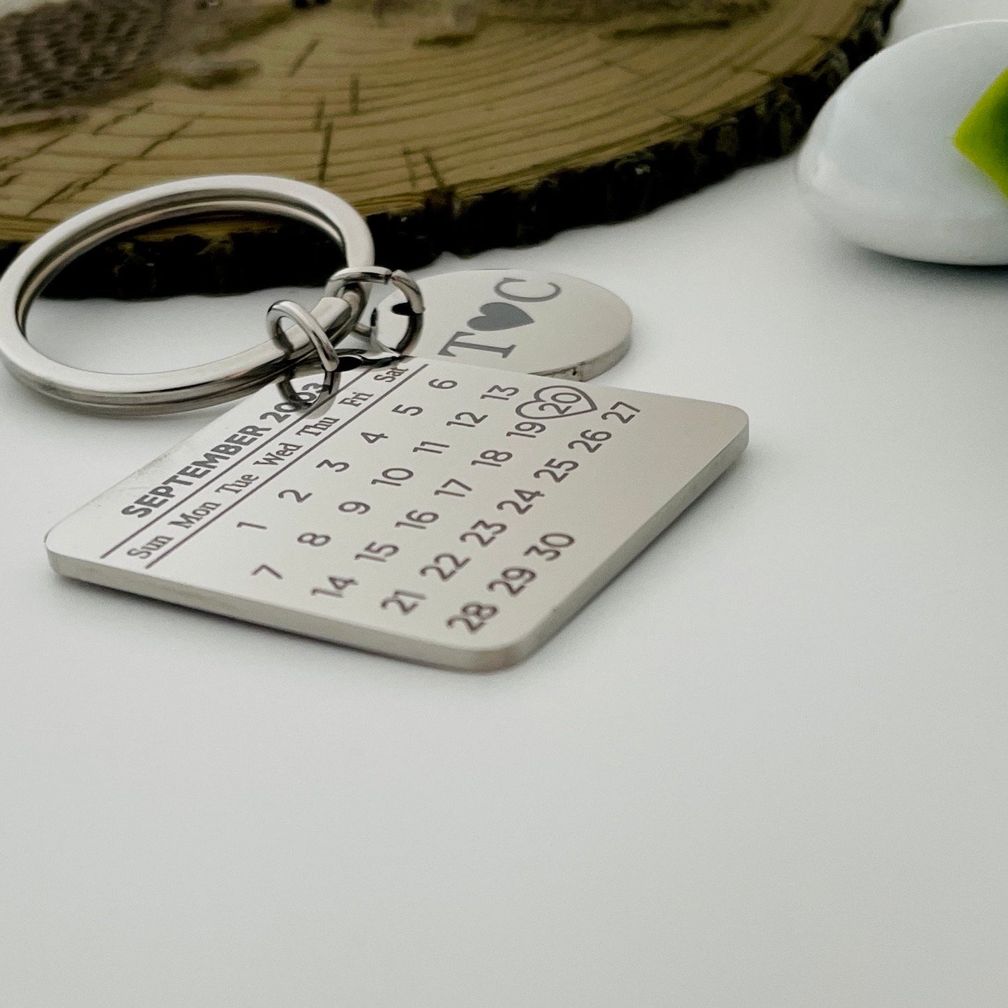 Personalised Calendar Keychain | Date Keyring ,Anniversary Gift ,Valentine's Key chain Special Date Gift Personalised Keyring Gift for Her