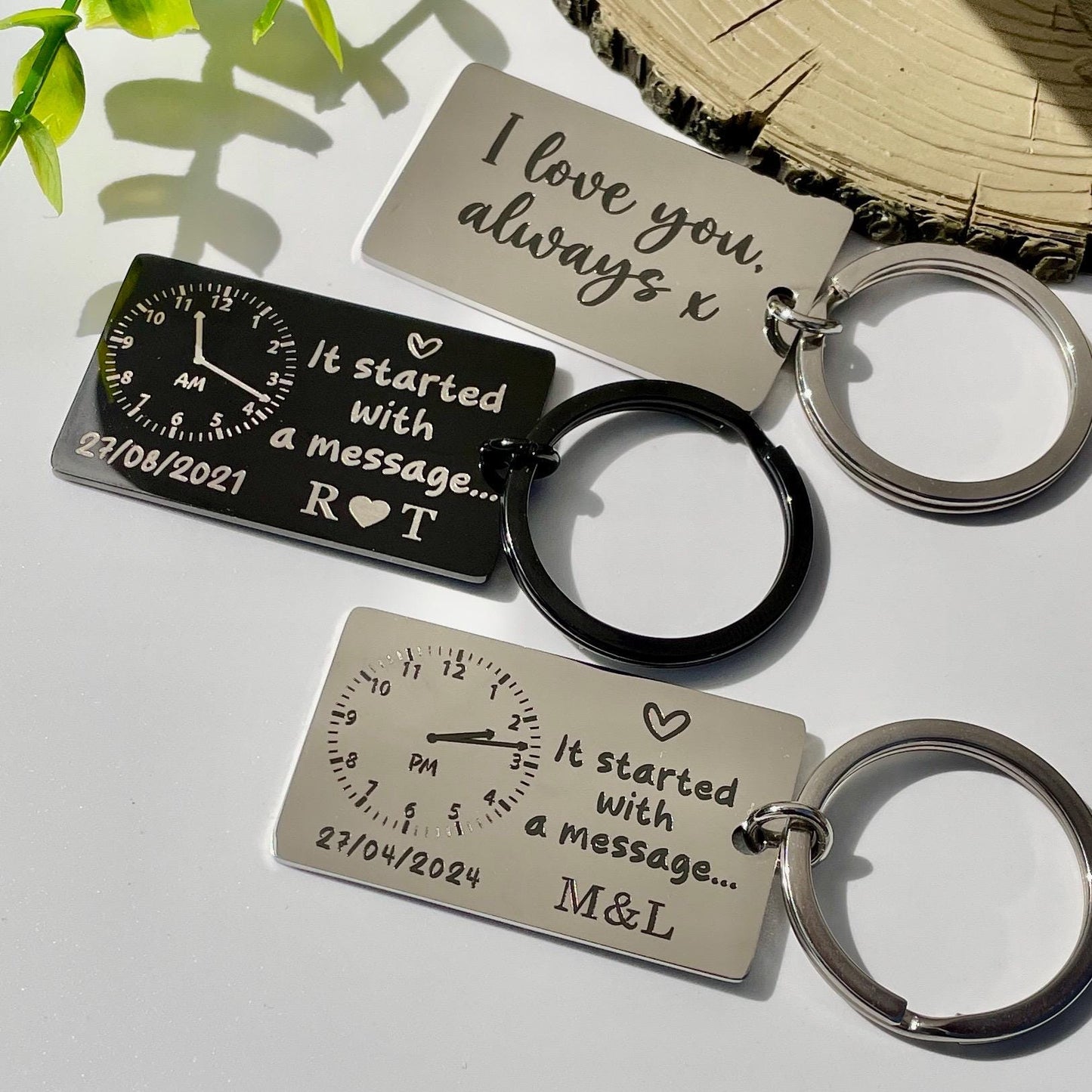 It Started with a Message... | Personalised Couples Anniversary Keyring - Custom Date and Time - Relationship Gift,Engravable Date Keychain