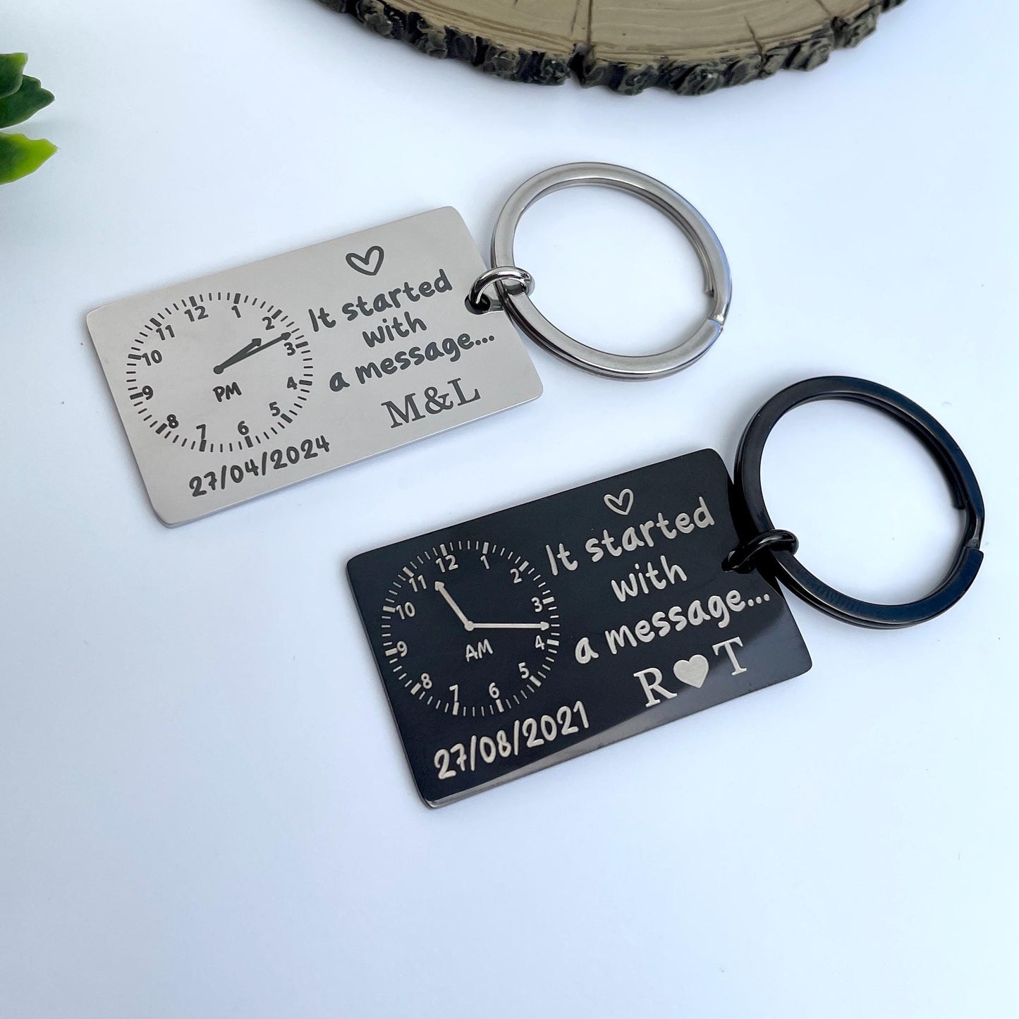It Started with a Message... | Personalised Couples Anniversary Keyring - Custom Date and Time - Relationship Gift,Engravable Date Keychain
