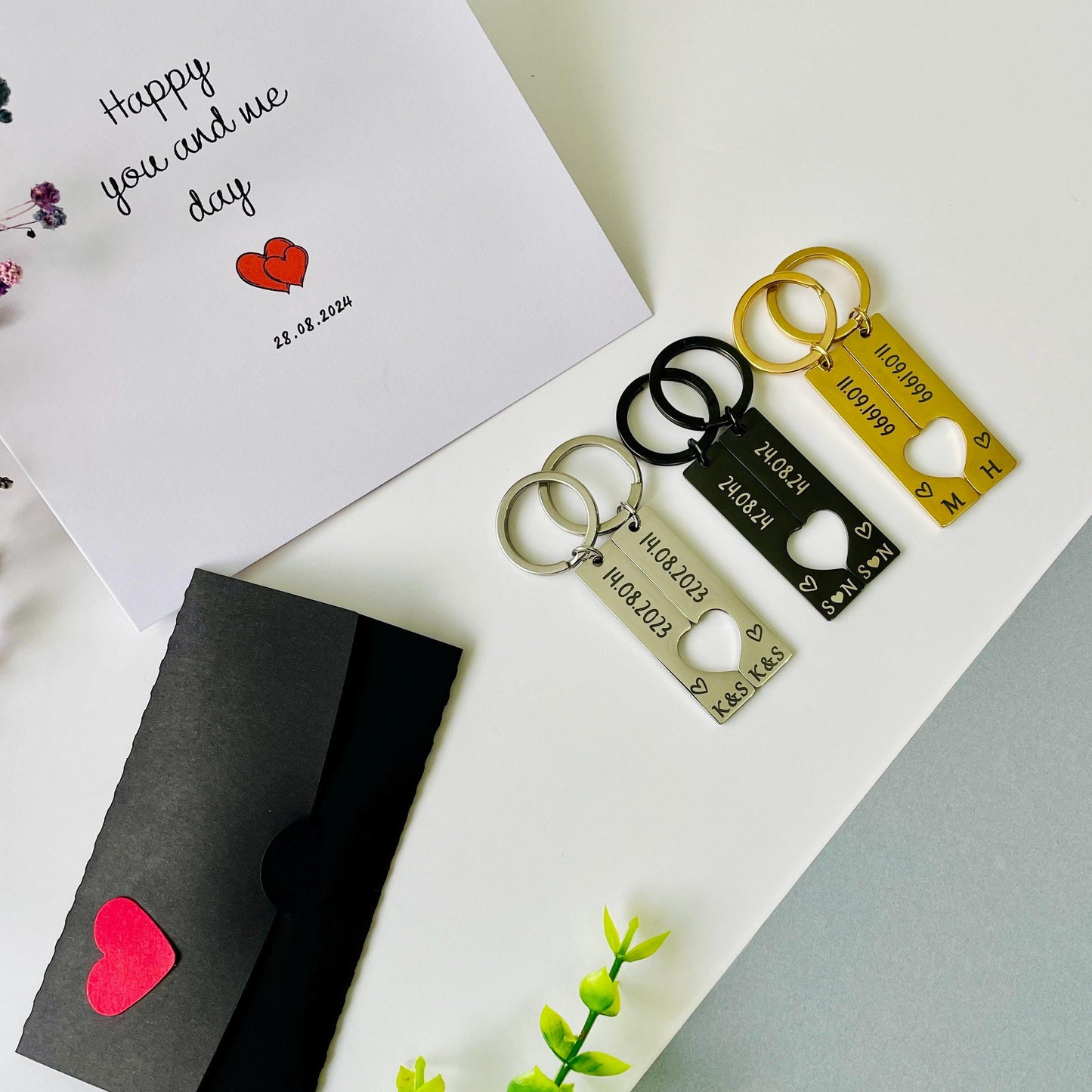 Personalised Engraved Heart Couple Keychain Set, Wedding Date Keyring with Coordinates Anniversary Gift Engravable Date Keychain,Key ring