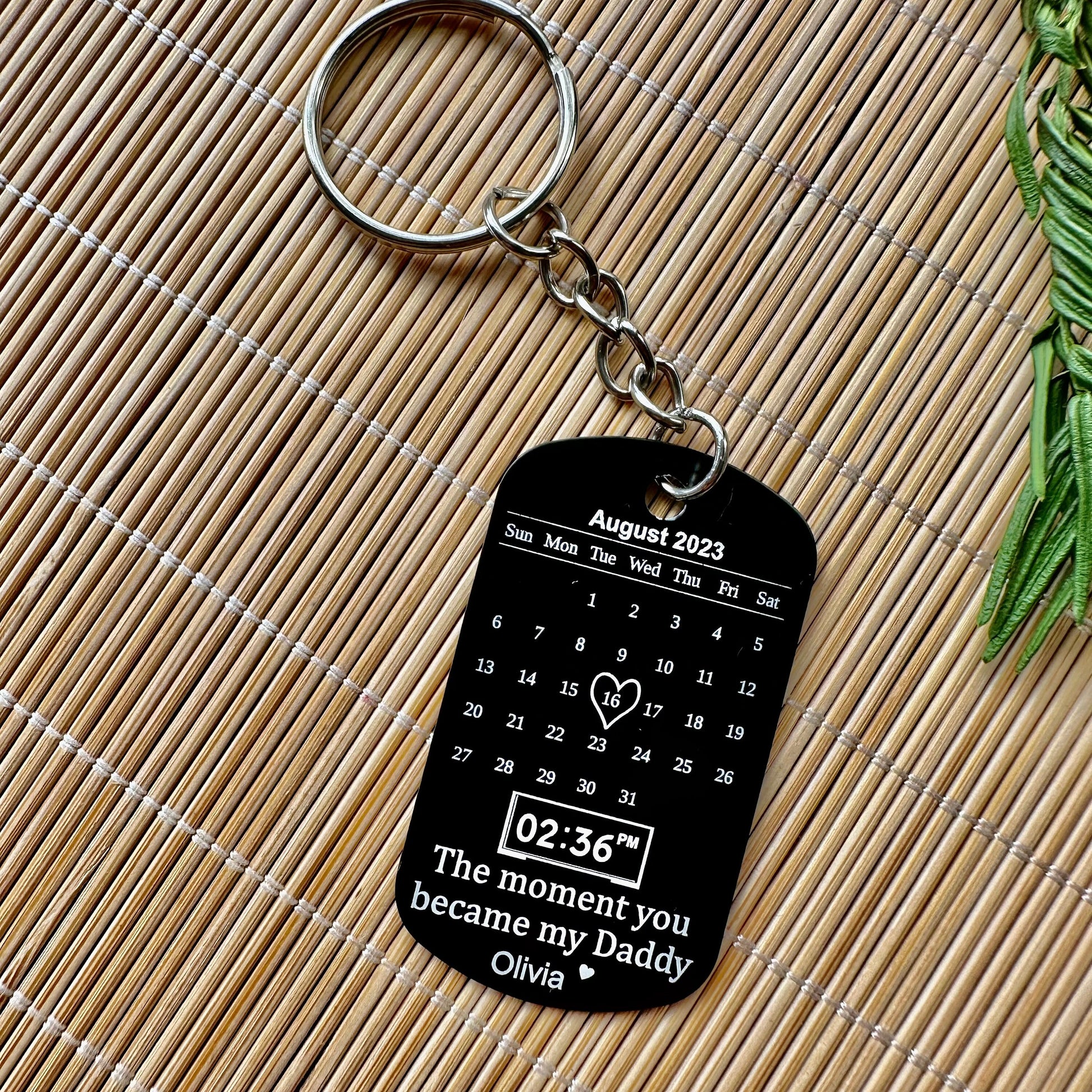 Custom Photo Keychain for Dad,Personalized Engraved Calendar Date Picture Keyring,Anniversary Gifts for Him,Fathers Day Gift,Daddy gift