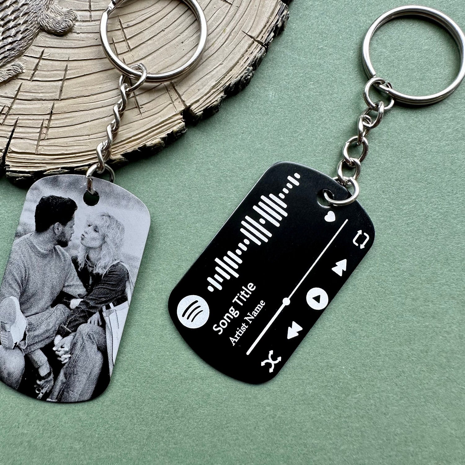 Spotify Code Keyring - Personalised Metal Valentines Music Gift - Photo Keyring - Wedding Song, Anniversary Keepsake, Favourite Song, Music Lover Present