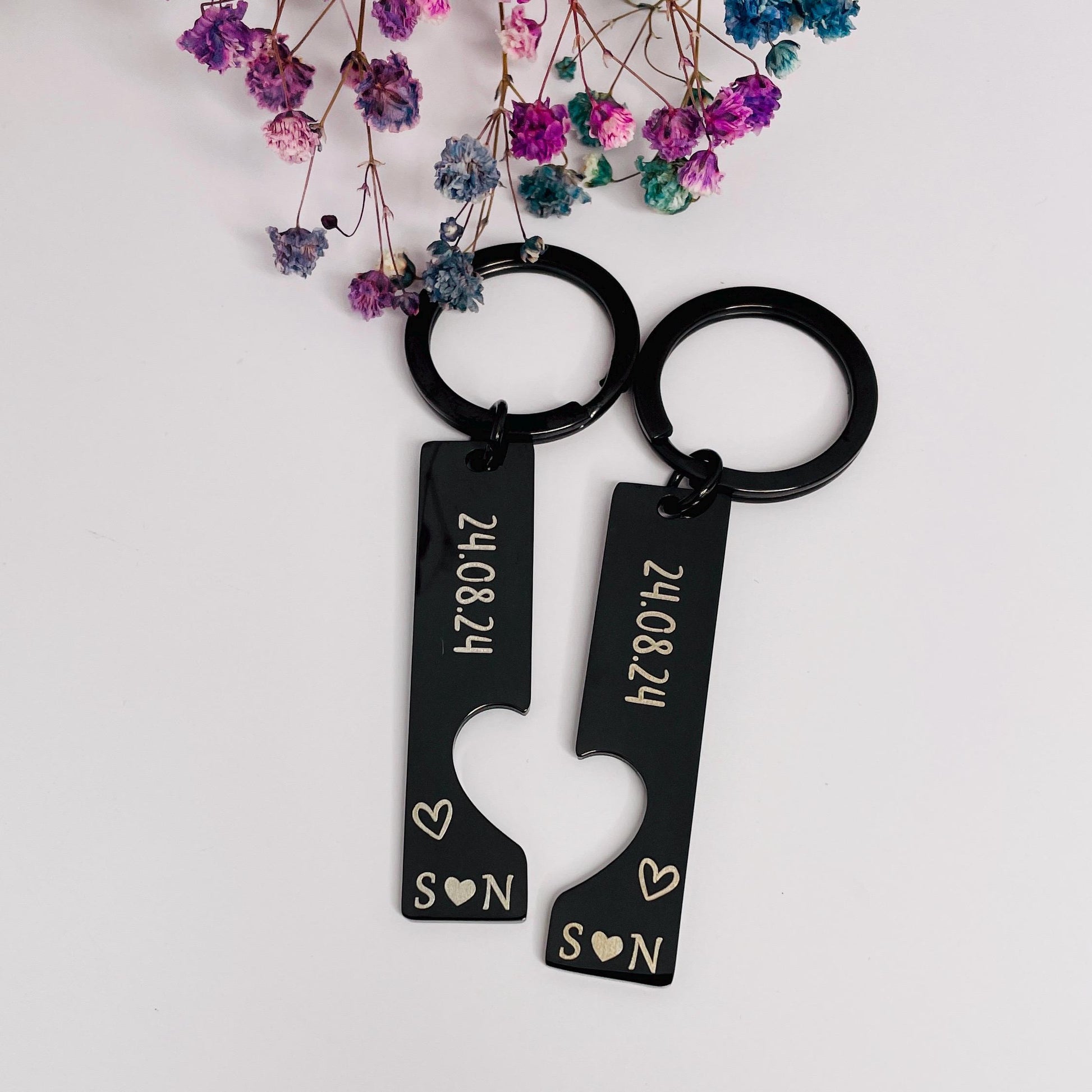 Personalised Engraved Heart Couple Keychain Set, Wedding Date Keyring with Coordinates Anniversary Gift Engravable Date Keychain,Key ring